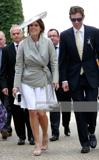 Princess Eugenie feet photo 5