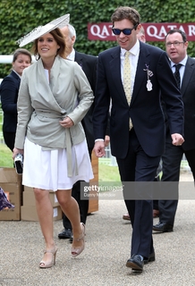 Princess Eugenie feet photo 3