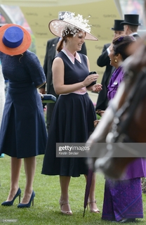 Princess Eugenie feet photo 3