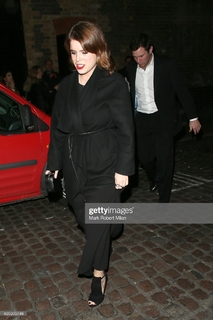 Princess Eugenie feet photo 10