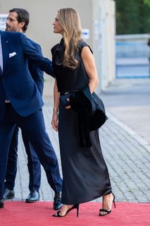 Prinsessan Madeleine feet photo 7