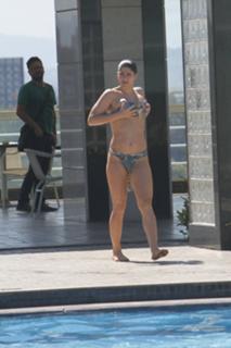 Priscila Fantin feet photo thumbnail