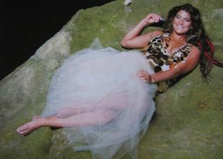 Priscila Fantin feet photo thumbnail