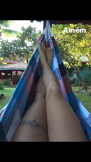 Priscila Fantin feet photo thumbnail