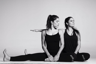 Priscila Fantin feet photo thumbnail