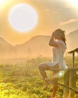 Priscila Fantin feet photo thumbnail