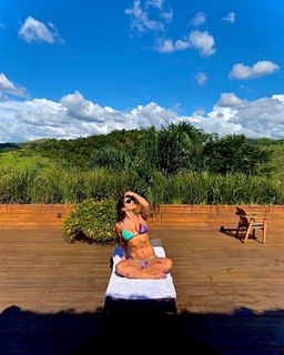 Priscila Fantin feet photo thumbnail