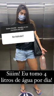 Priscila Fantin feet photo thumbnail