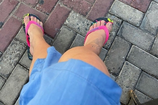 Priscila Fantin feet photo thumbnail