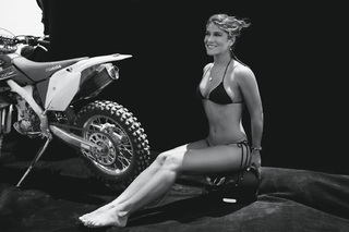 Priscila Fantin feet photo thumbnail