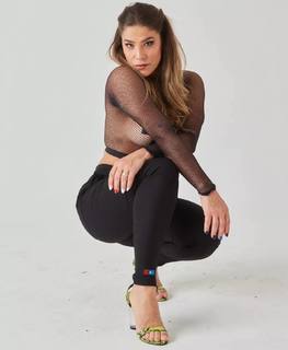 Priscila Fantin feet photo thumbnail