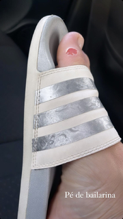 Priscila Fantin feet photo thumbnail