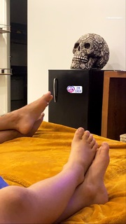 Priscila Fantin feet photo thumbnail