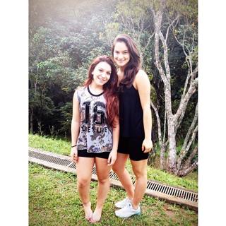 Priscilla Alcântara feet photo thumbnail