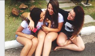 Priscilla Alcântara feet photo thumbnail