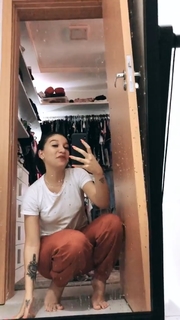 Priscilla Alcântara feet photo thumbnail