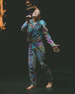 Priscilla Alcântara feet photo thumbnail