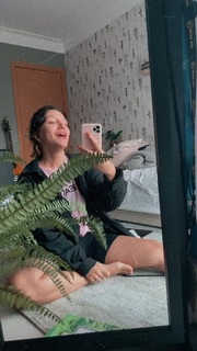 Priscilla Alcântara feet photo thumbnail