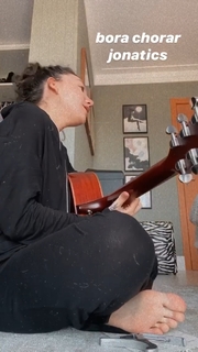 Priscilla Alcântara feet photo thumbnail