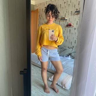 Priscilla Alcântara feet photo thumbnail