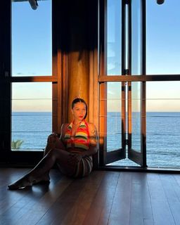 Priscilla Alcântara feet photo thumbnail