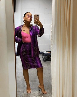 Priscilla Alcântara feet photo thumbnail