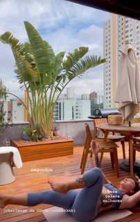 Priscilla Alcântara feet photo thumbnail