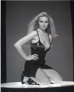 Priscilla Barnes feet photo 20