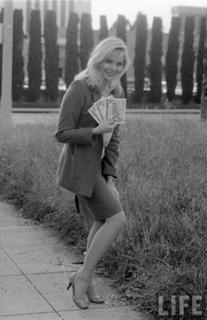 Priscilla Barnes feet photo 9