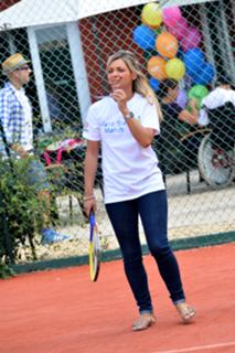 Priscilla Betti feet photo thumbnail