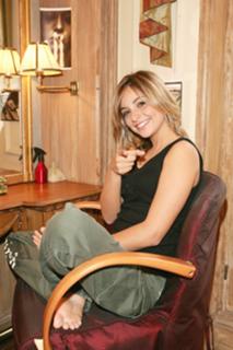 Priscilla Betti feet photo thumbnail