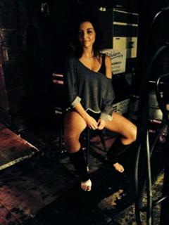 Priscilla Betti feet photo thumbnail