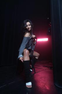 Priscilla Betti feet photo thumbnail