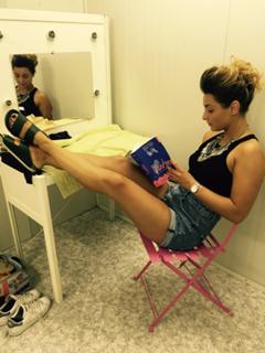 Priscilla Betti feet photo thumbnail