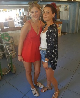 Priscilla Betti feet photo thumbnail