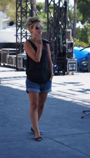 Priscilla Betti feet photo thumbnail