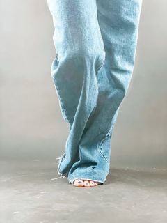 Priscilla Betti feet photo thumbnail