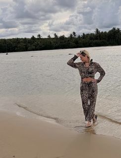 Priscilla Betti feet photo 11