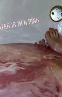 Priscilla Kelly feet photo thumbnail