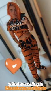 Priscilla Kelly feet photo thumbnail