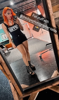 Priscilla Kelly feet photo thumbnail