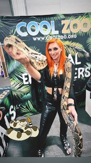 Priscilla Kelly feet photo thumbnail