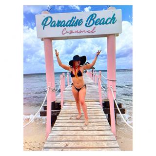 Priscilla Kelly feet photo thumbnail