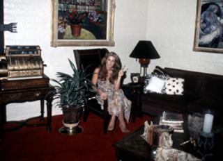 Priscilla Presley feet photo thumbnail