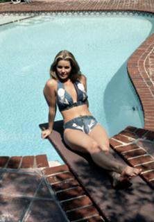 Priscilla Presley feet photo thumbnail