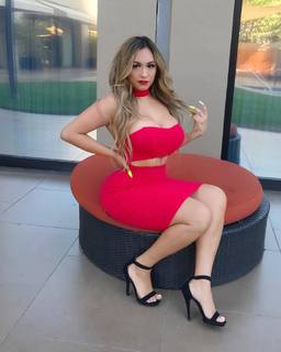 PriscillaMonique Quezada feet photo 9