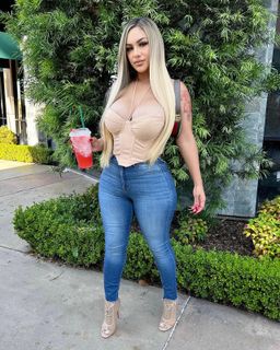PriscillaMonique Quezada feet photo 7