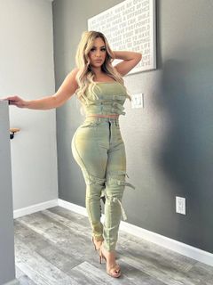 PriscillaMonique Quezada feet photo 9