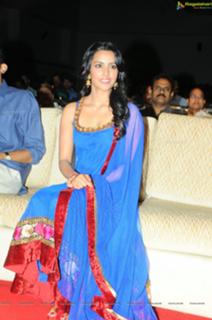 Priya Anand feet photo thumbnail