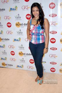 Priya Anand feet photo thumbnail